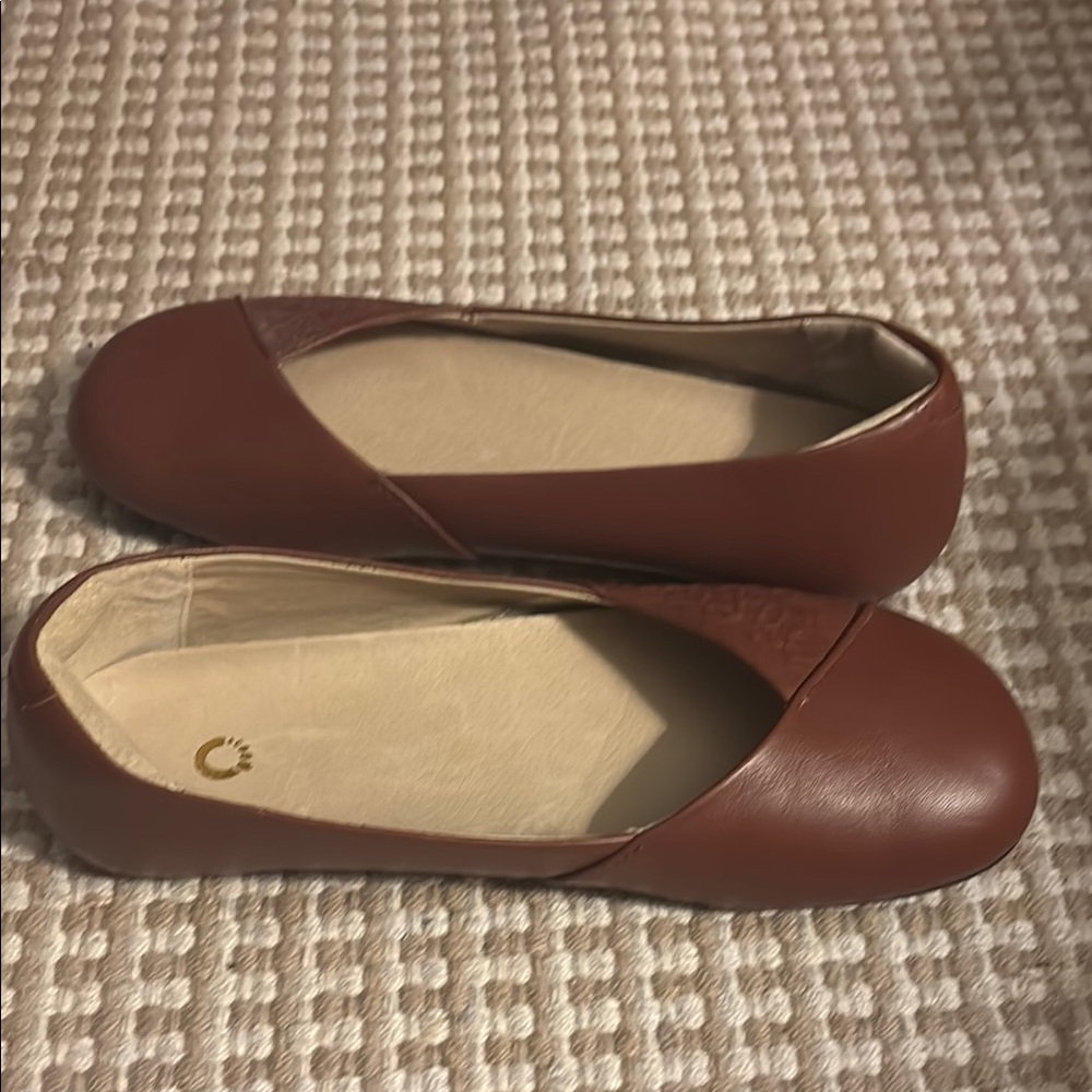 Classic Brown Leather Flats